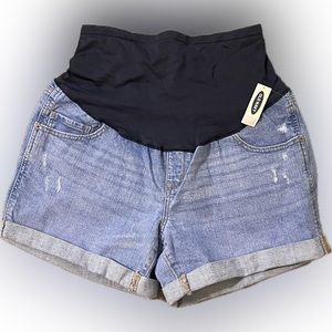 OLD NAVY MATERNITY SHORTS